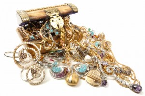 Antique Heirlooms for Sale at EzyCash Gold Buyers